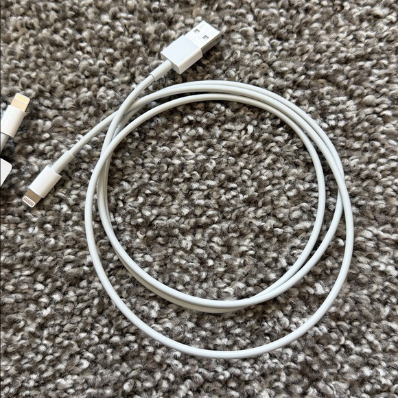 iPhone Charger Cords - Picture 3 of 3